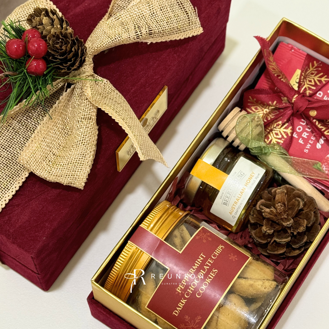 Christmas Mini Series: Joyful Moments