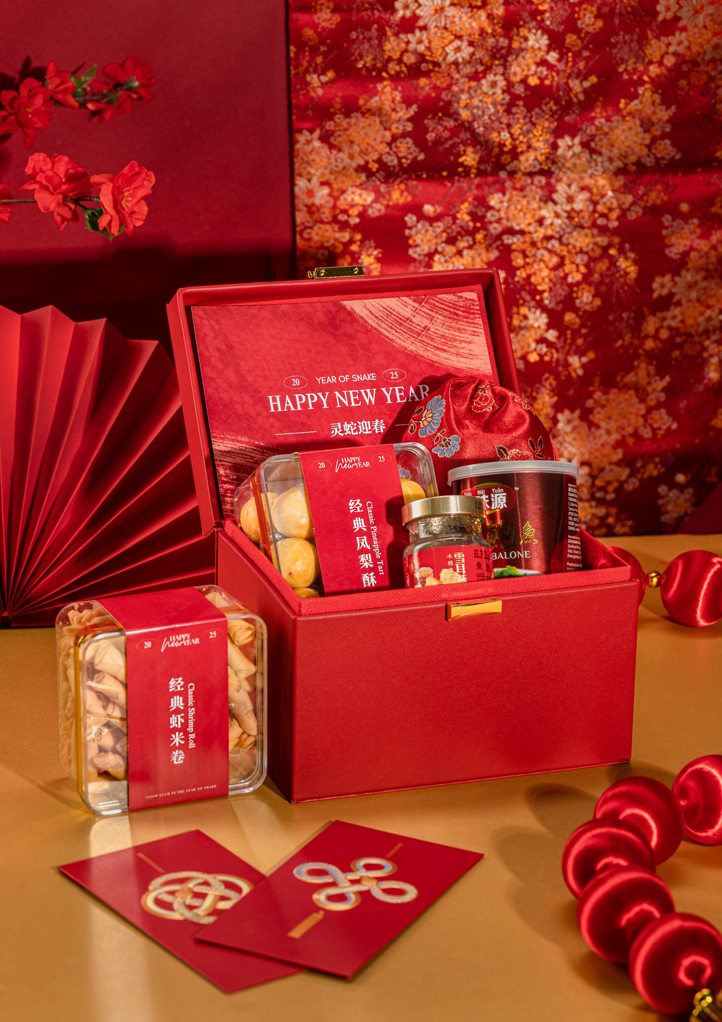 玉蛇玲珑 EXQUISITE JADE SERPENT